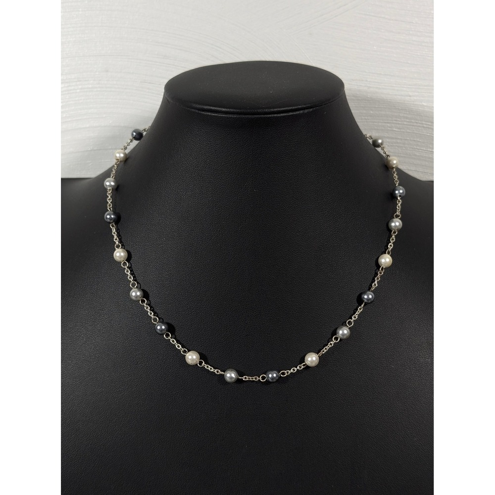 Gray White Faux Pearl Necklace 19" Silver Tone‎ Beaded Classic Dainty